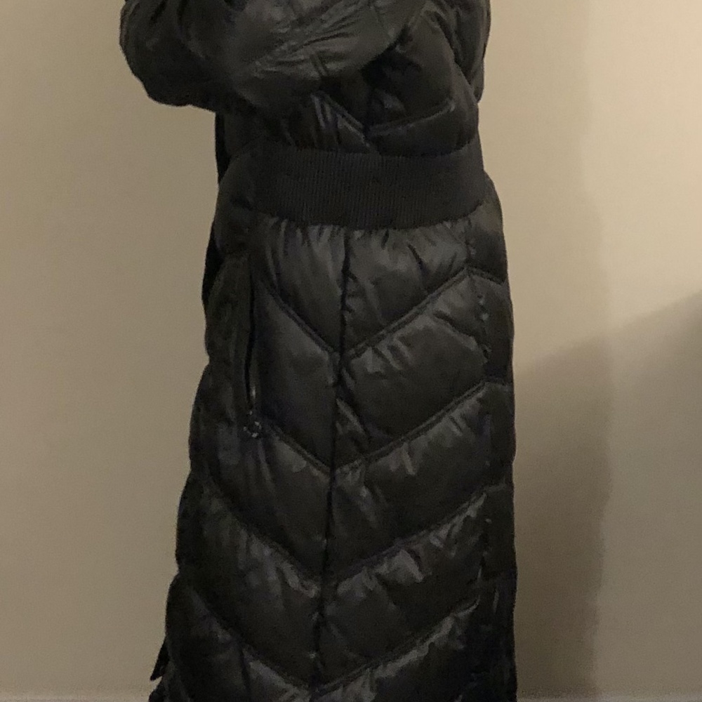Winter Coat - Picture 3 of 10